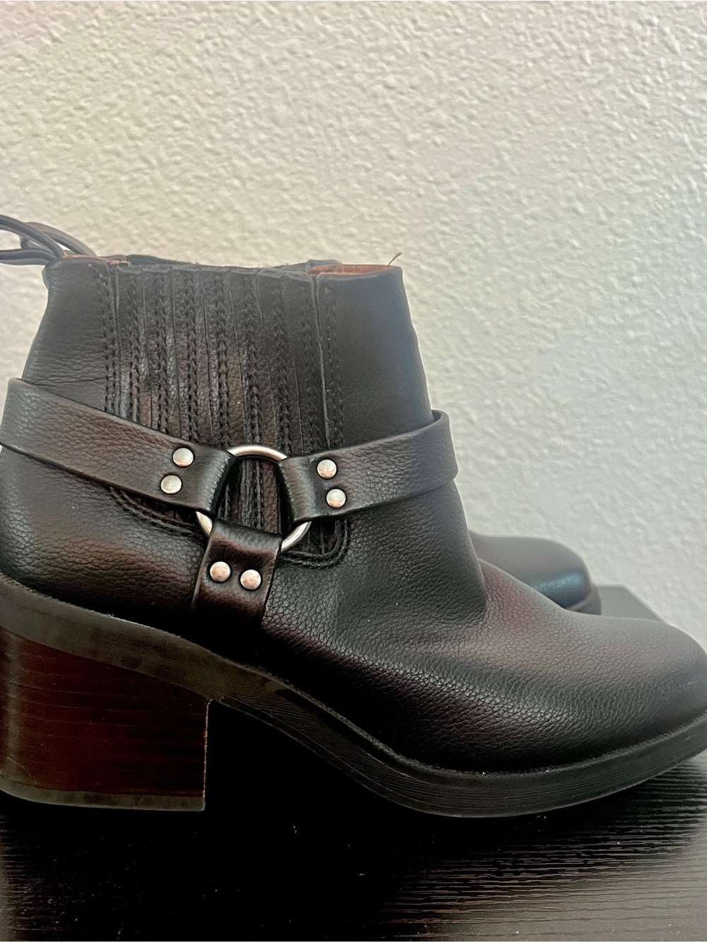 b.o.c. Black Leather Ankle Booties with Harness Ring - Picture 2 of 7